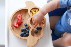 Gợi ý thực đơn cho bé 1 tuổi ăn ngon với 8 món ăn đủ chất